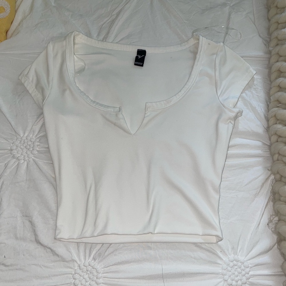 White Cropped T